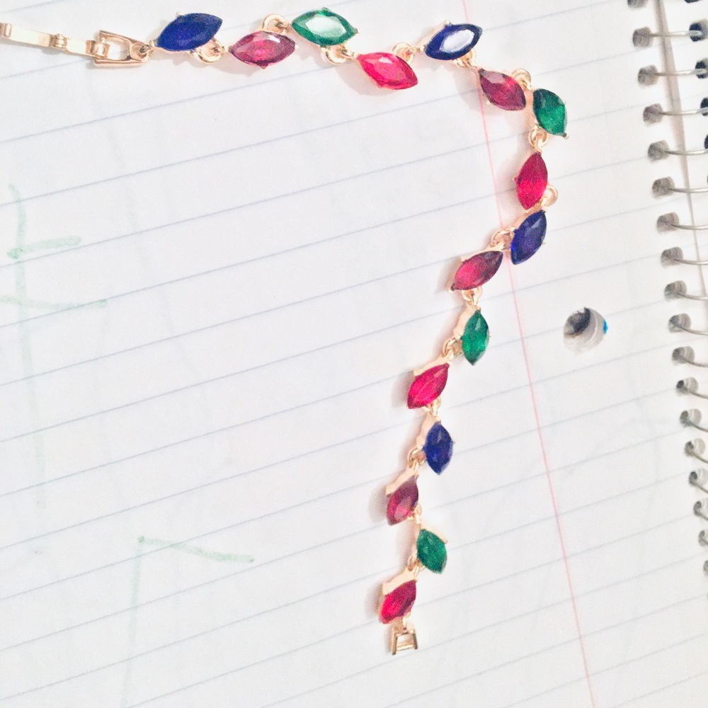 Multicoloured leaflet bracelet